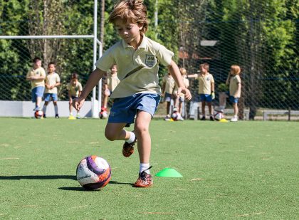 Fútbol colegio Woodside School Punta del Este